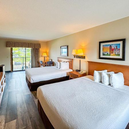 Days Inn By Wyndham Mackinaw City - Lakeview Extérieur photo