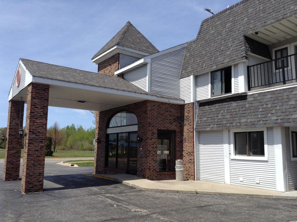 Days Inn By Wyndham Mackinaw City - Lakeview Extérieur photo